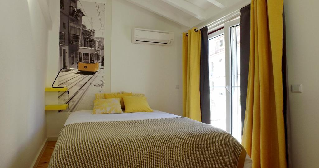 Alfama 44 Apartment Lisbon Bagian luar foto
